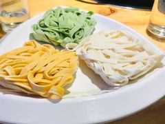 -小小河边鱼(天润城店)