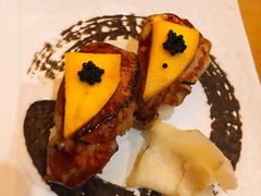 芒果鹅肝手握-坂吉屋·居酒屋深夜食堂(龙湖店)