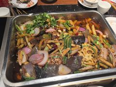 -干老庆贵州留一手烤鱼·地摊火锅(财经大学店)