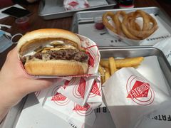 -FATBURGER 特富客汉堡(外交公寓店)