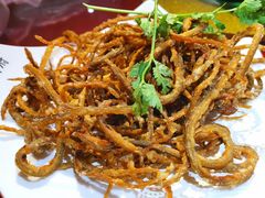 -四川小胡子海鲜(丁村万人海鲜广场店)