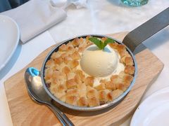 -港丽餐厅(高德置地店)