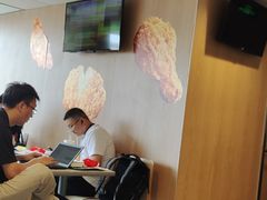 大堂-麦当劳(军博店)