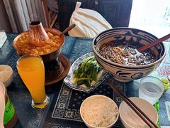 -蜗牛小馆醉乡民谣云南菜(惠新西里店)