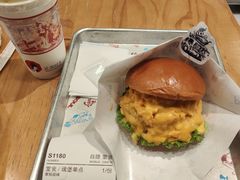 -蛋魂EGGSOUL·SPACE(德基广场店)