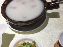 -聚鲜港（五洞）牛肉自选火锅