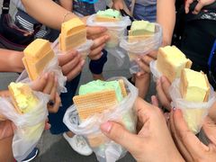 -詹爷爷乌节路街头冰淇淋
