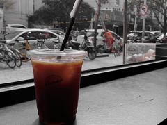 美式-black rainbow coffee