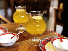 -毛辣果·贵州红酸汤牛肉火锅(西单店)