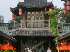 -小龙翻大江文化火锅(宽窄店)
