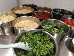 -马路边边麻辣烫联盟路店