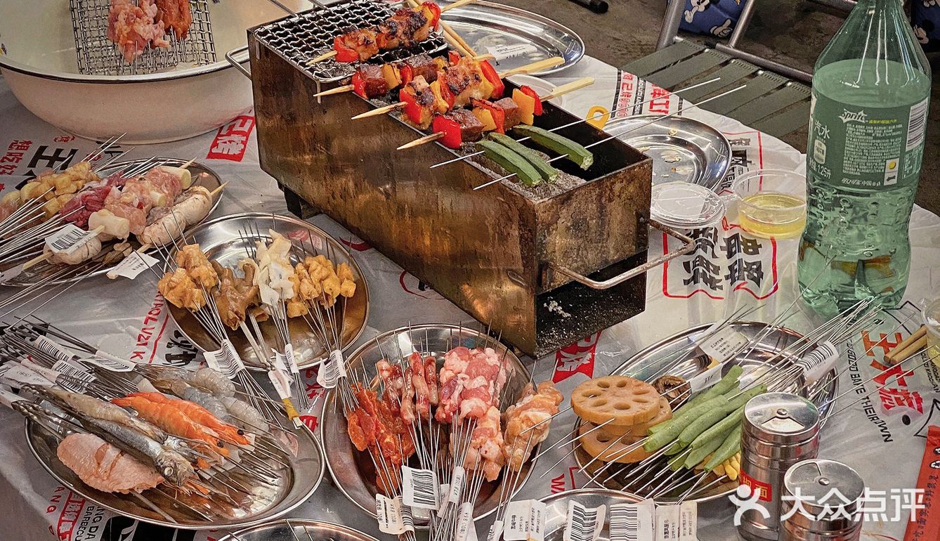 新店打卡｜光谷这家自助烧烤店！有点意思！