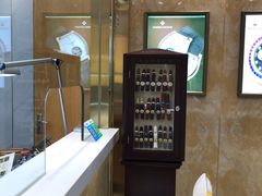 -亨得利名表服务中心(上海湾店)