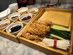 山东煎饼-城南往事·鲁菜·烤鸭(世茂宽厚里·大明湖店)