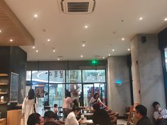 大堂-星巴克(金华东阳银泰城店)