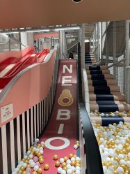 -奈尔宝家庭中心·亲子早教·派对餐厅(北京东坝万达店)