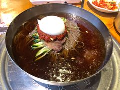 -唯成•韩国炭火烤肉 유성고기