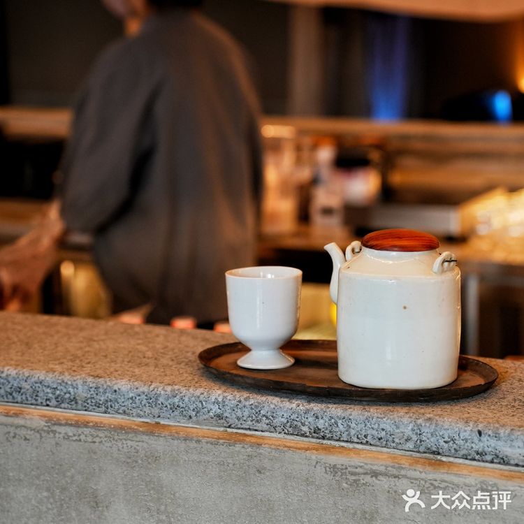 ​相识在第六年 终于，元古​落户深圳 ​一年四季为骨干