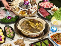-土连锅·现熬养生汤锅(梁家巷店)