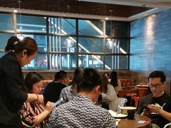 等位区-新旺茶餐厅(嘉里城店)