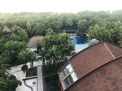 -三亚湾海居铂尔曼度假酒店