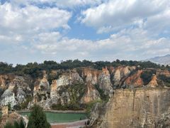 -彩色沙林风景区