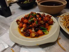 -巴厘龙虾·榜首油焖大虾(音乐学院·沿江酒馆店)
