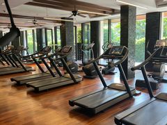 -白天鹅宾馆-健身中心