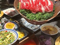 -楠小云·云南鲜菌·鲜牛自助火锅(九眼桥店)