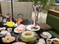 -得意咚瓜·顺德鱼生·冬瓜火锅(深圳首店)