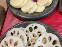 -谭鸭血老火锅(万象九宜城店)