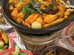 -老表记广西宵夜螺蛳鸭脚煲(东盟店)