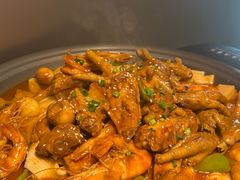-徐记小怪兽肉蟹煲(中央大街店)