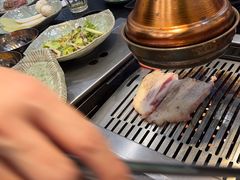-臻牛烤肉