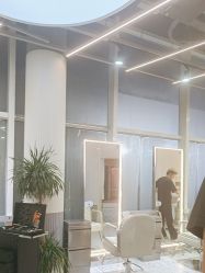-PE SALON 