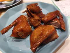 红烧脆皮乳鸽-龙记香港茶餐厅(久光百货店)