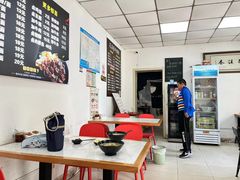 -花溪巷牛肉粉(泉城路店)