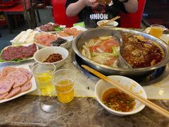 -朱氏胖子烂火锅(洪崖洞店)