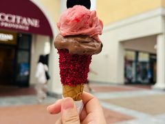 -VENCHI 闻绮(上海佛罗伦萨小镇店)