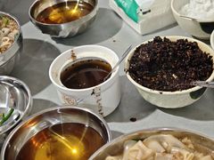 -正宗杨记普洱酸醋米线(总店)