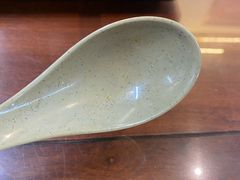 -亮亮面馆(经六路店)