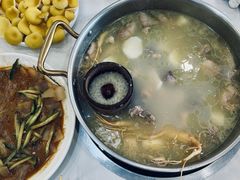 -朴小妹人参鸡汤火锅(长白山万达店)