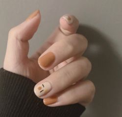 -悦指间美甲美睫