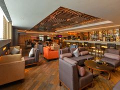 -广州中心皇冠假日酒店·百粤楼