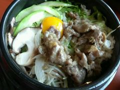 肥牛石锅拌饭-HONGA HONGA雄家(曹路店)