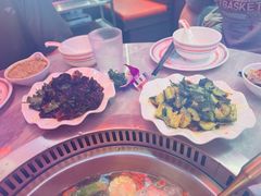 -三头牛·潮汕牛肉生蚝火锅 (夏湾店)