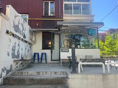 -MonsterBeans怪兽咖啡(东财店)