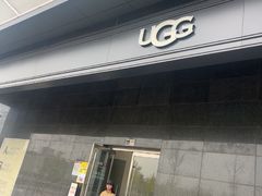 -UGG(燕莎奥特莱斯购物中心店)