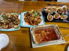 -兆辉木炭海鲜烧烤·海鲜小炒