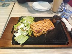 -必胜客(证大大拇指店)